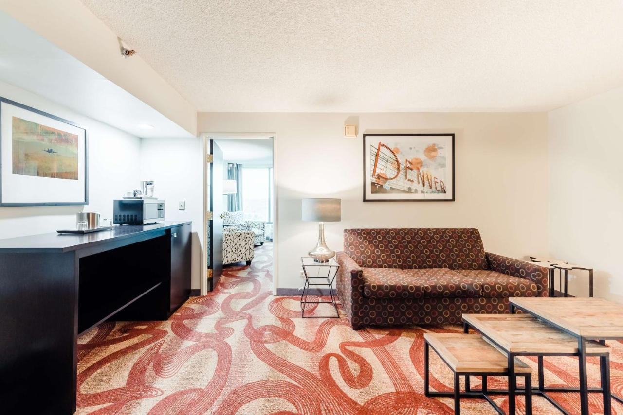 Radisson Hotel Denver-Aurora Kültér fotó